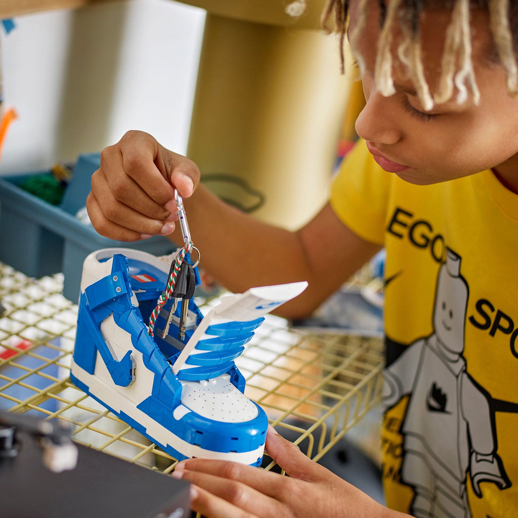 LEGO? Nike Dunk