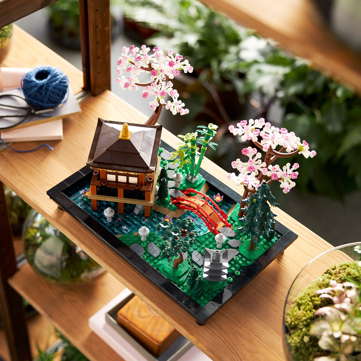 LEGO? Icons Tranquil Garden
