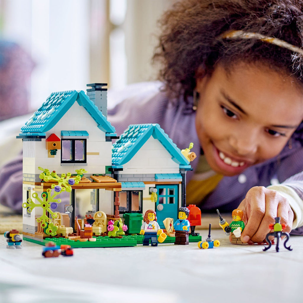 LEGO? Creator 3-in-1 Cozy House