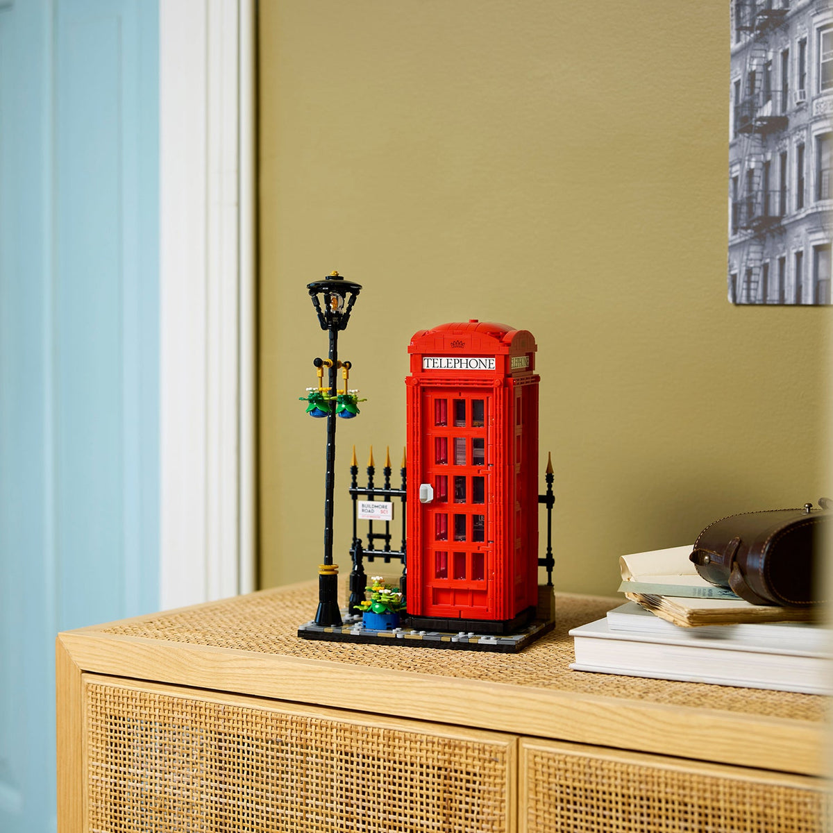LEGO? Ideas Red London Telephone Box