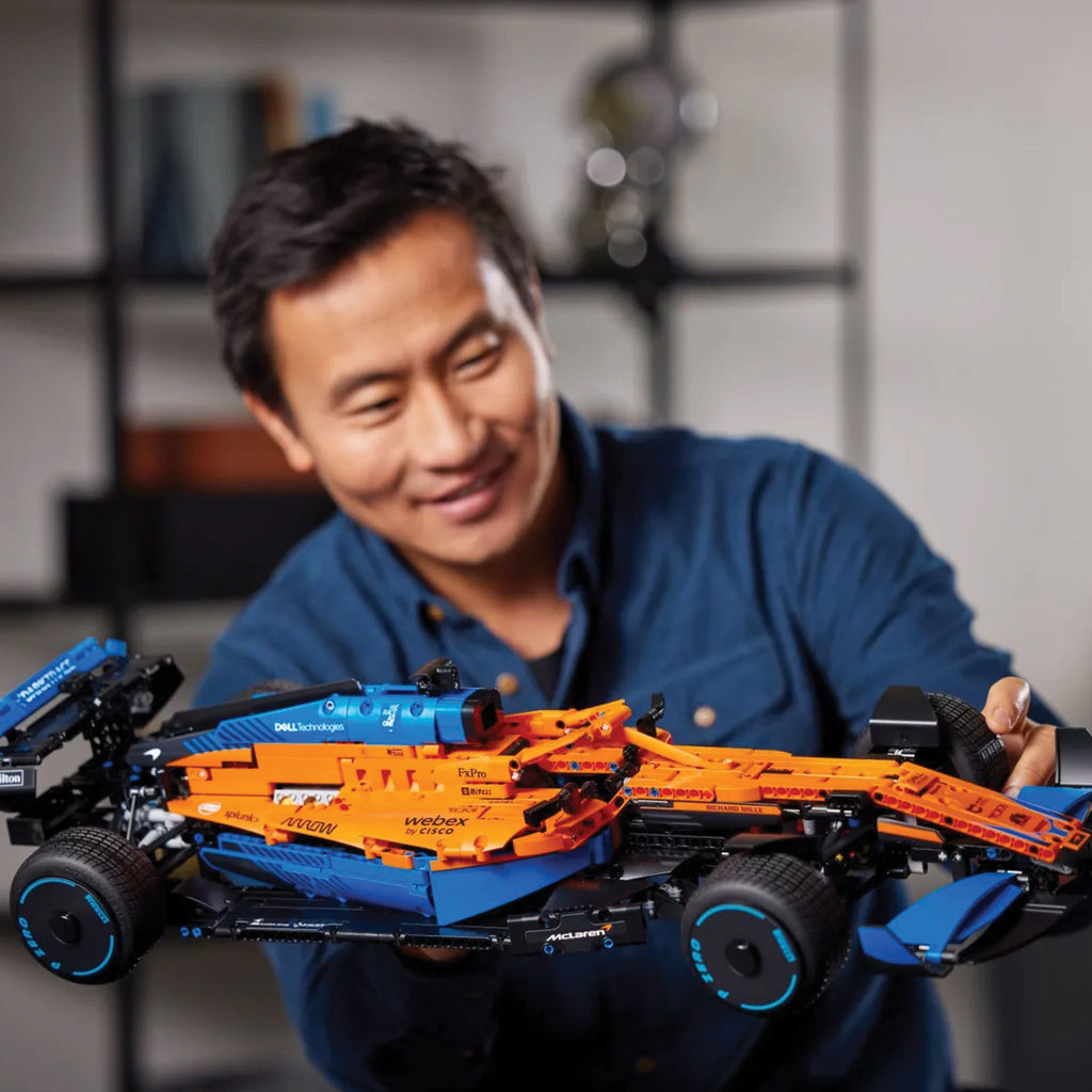 LEGO? Technic - McLaren Formula 1? Race Car