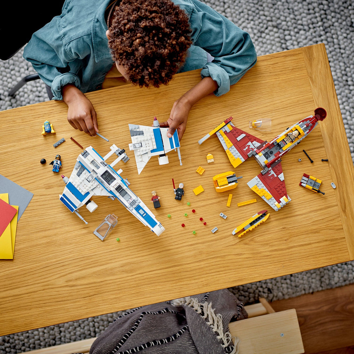 LEGO? Star Wars? New Republic E-Wing? vs. Shin Hati's Starfighter?