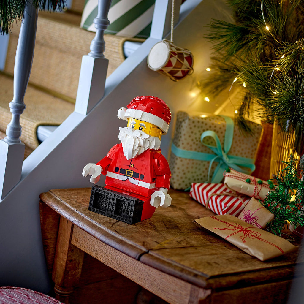 LEGO? Up-Scaled Santa Minifigure
