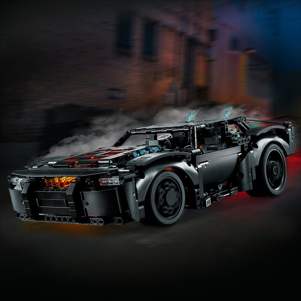 LEGO? Technic THE BATMAN - BATMOBILE?