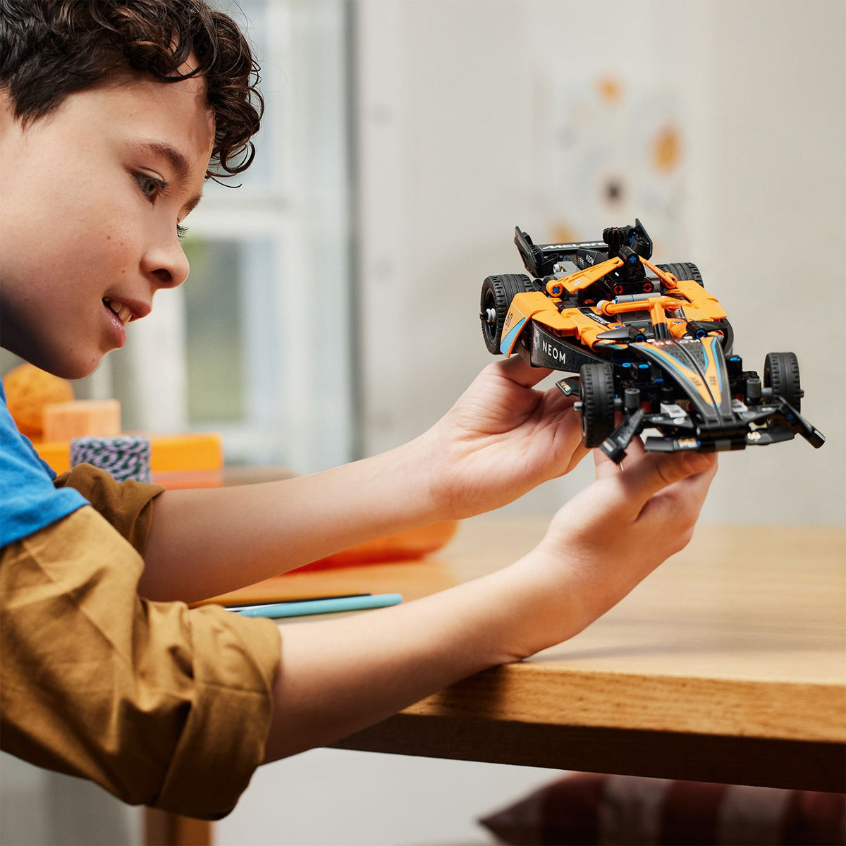 LEGO? Technic NEOM McLaren Formula E Race Car