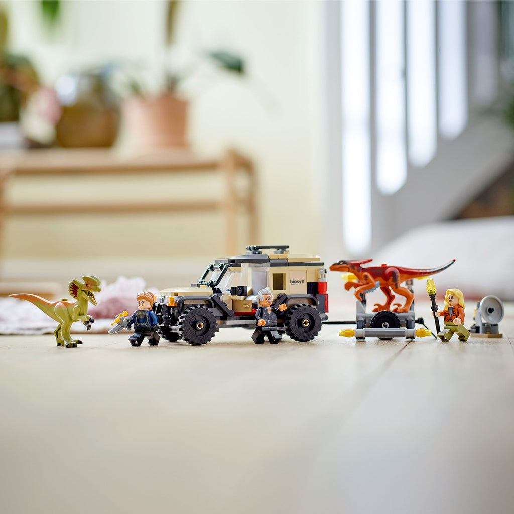 LEGO? Jurassic World Pyroraptor & Dilophosaurus Transport