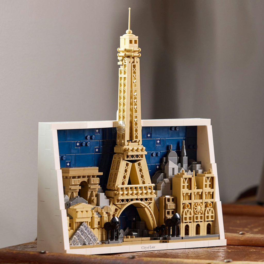 LEGO? Architecture Paris ¨C City of Love
