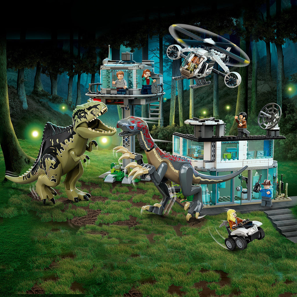 LEGO? Jurassic World Giganotosaurus and Therizinosaurus Attack