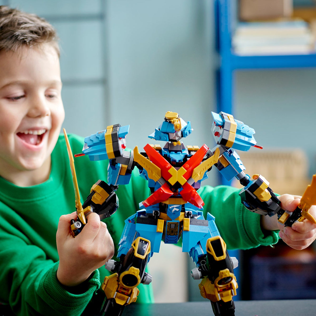 LEGO? NINJAGO? Nyas Samurai X MECH