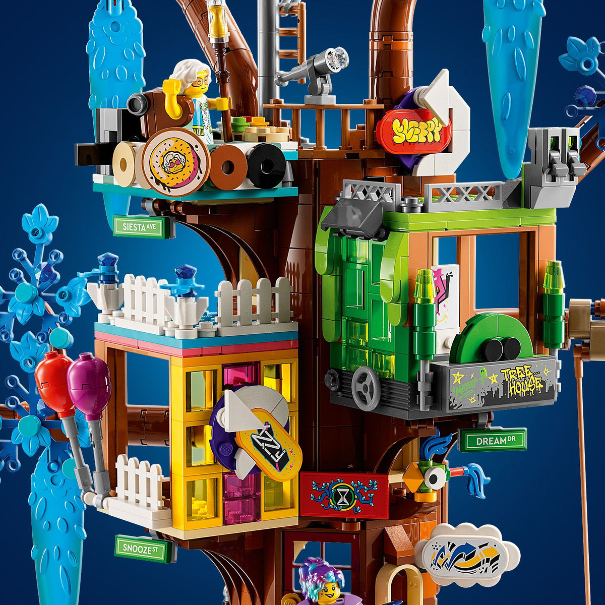 LEGO? DREAMZzz? Fantastical Tree House