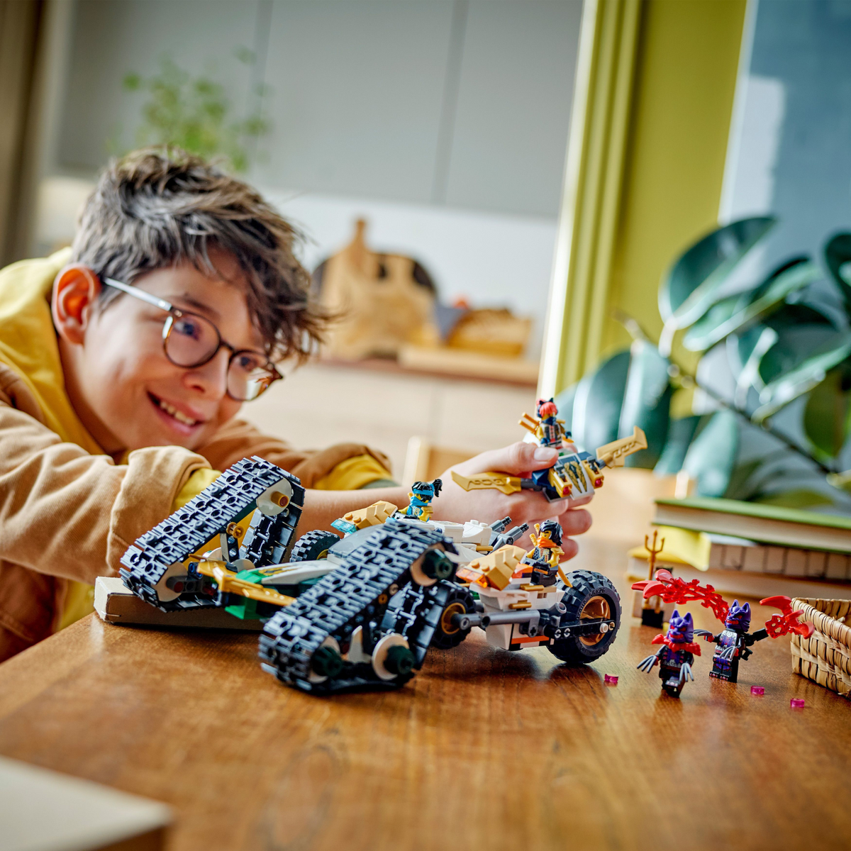 LEGO? NINJAGO? Ninja Team Combo Vehicle