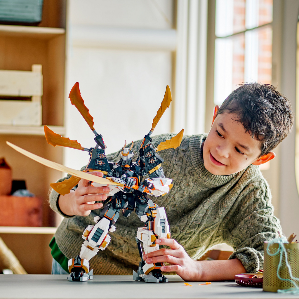 LEGO? NINJAGO? Cole's Titan Dragon Mech