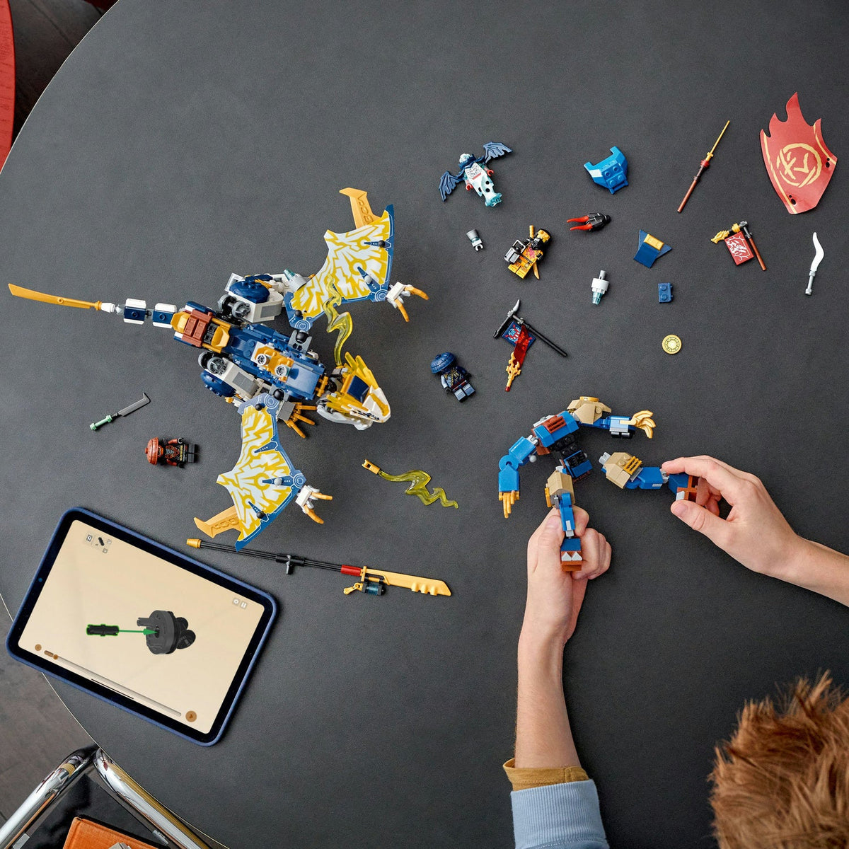 LEGO? NINJAGO? Rogue's Mech Dragon Rider