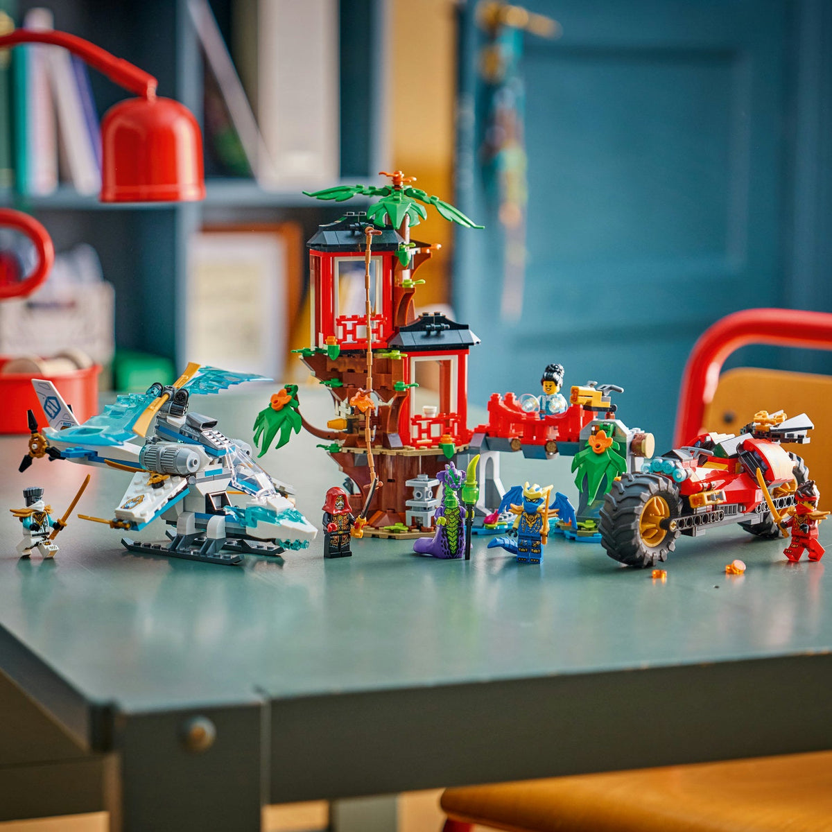 LEGO? NINJAGO? Ninja Vehicle Tree House Battle