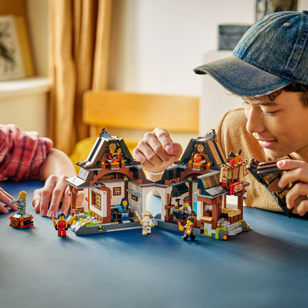 LEGO? NINJAGO? Four Weapons Blacksmith 15th Anniversary