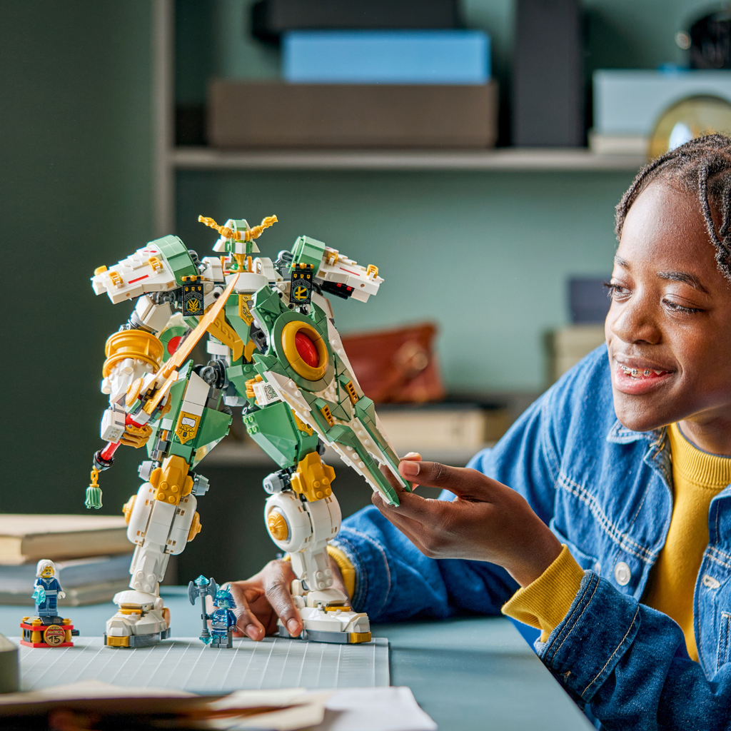 LEGO? NINJAGO? Lloyd's Titan Mech 15th Anniversary
