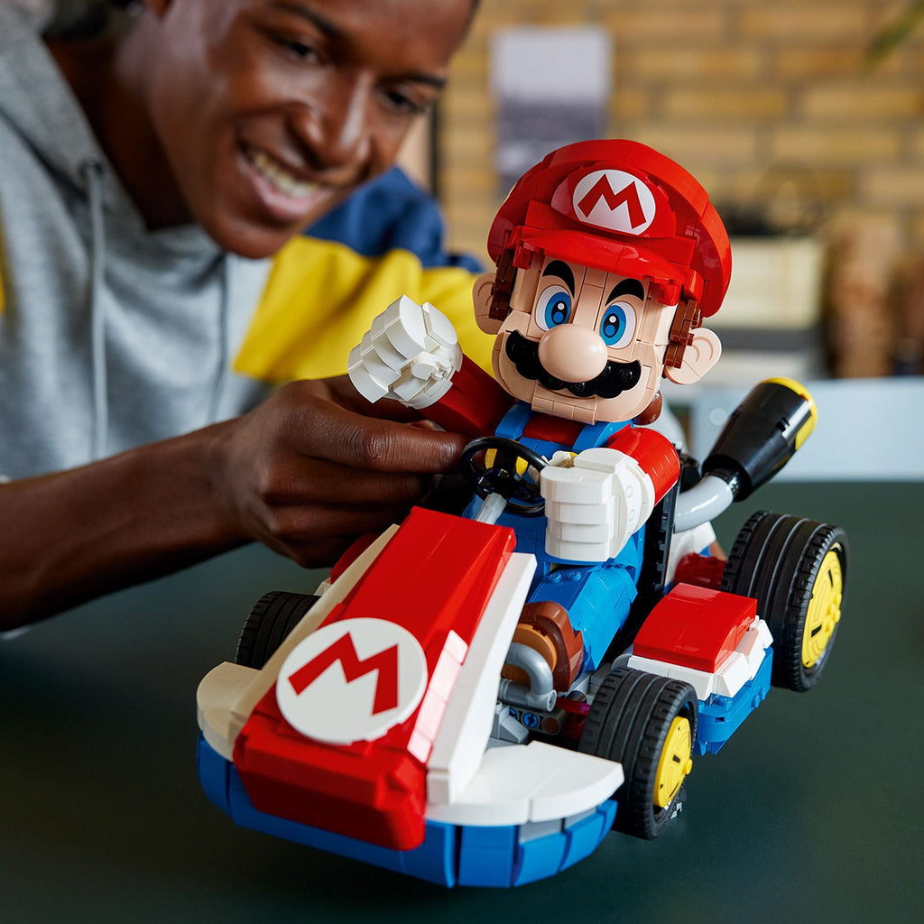 LEGO? Super Mario?: Mario Kart? ¨C Mario & Standard Kart
