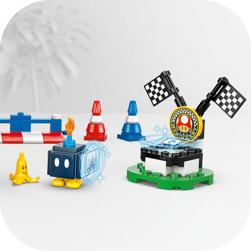 LEGO? Super Mario?: Mario Kart? ÿ Interactive LEGO? Mario? & Standard Kart