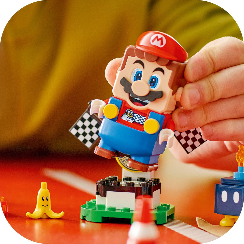 LEGO? Super Mario?: Mario Kart? ÿ Interactive LEGO? Mario? & Standard Kart
