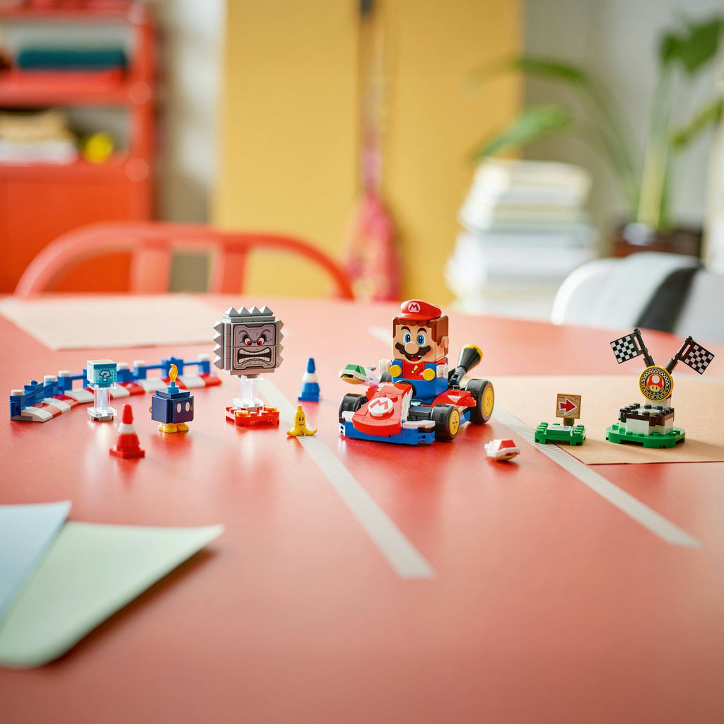 LEGO? Super Mario?: Mario Kart? ÿ Interactive LEGO? Mario? & Standard Kart