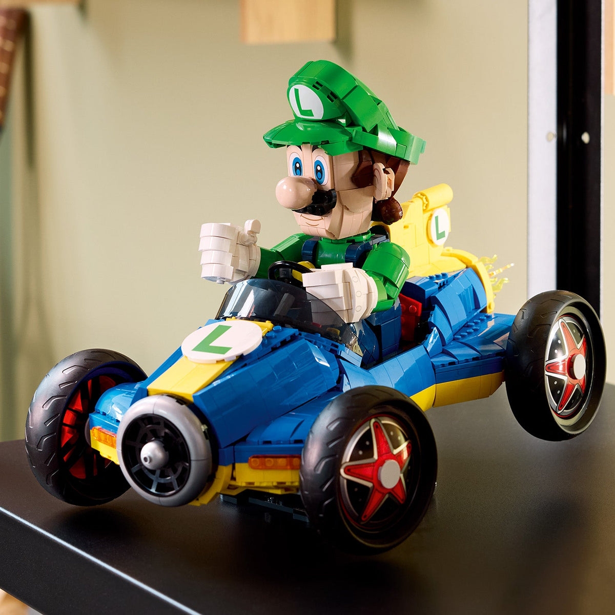 LEGO? Mario Kart? ¨C Luigi & Mach 8