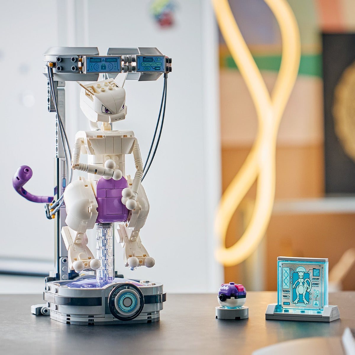 LEGO? Pok¨¦mon? SMART Play?: Mewtwo's Lab Break
