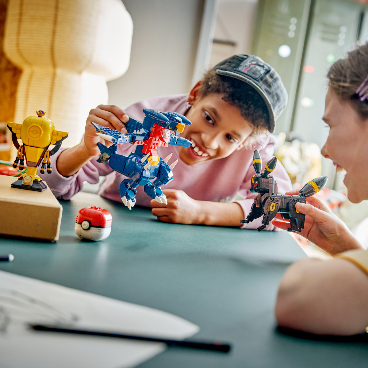 LEGO? Pok¨¦mon? SMART Play?: Umbreon vs. Garchomp Championship Battle