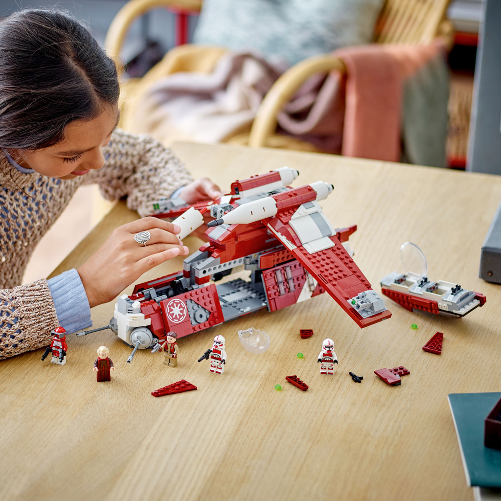 LEGO? Star Wars? Coruscant Guard Gunship?
