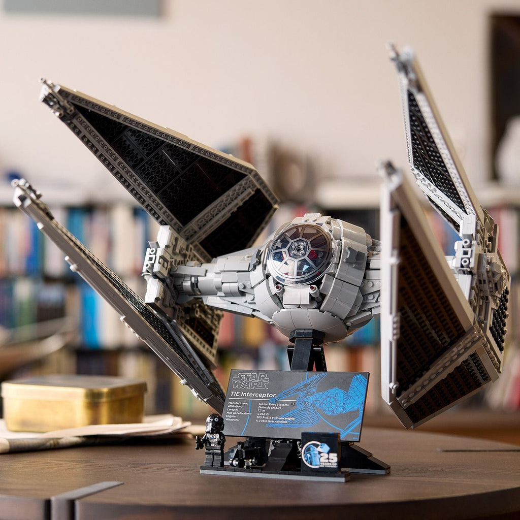 LEGO? Star Wars? TIE Interceptor?