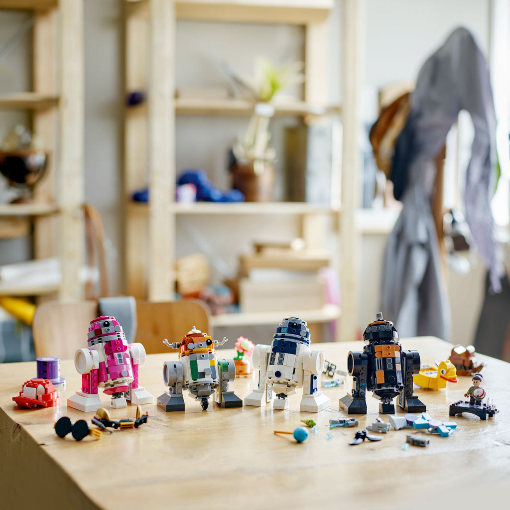 LEGO? Star Wars? Creative Play Droid? Builder
