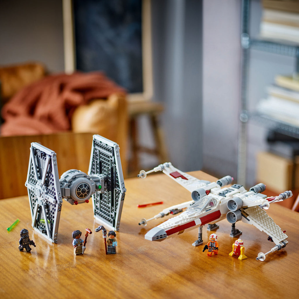 LEGO? Star Wars? TIE Fighter & X-Wing Mash-up