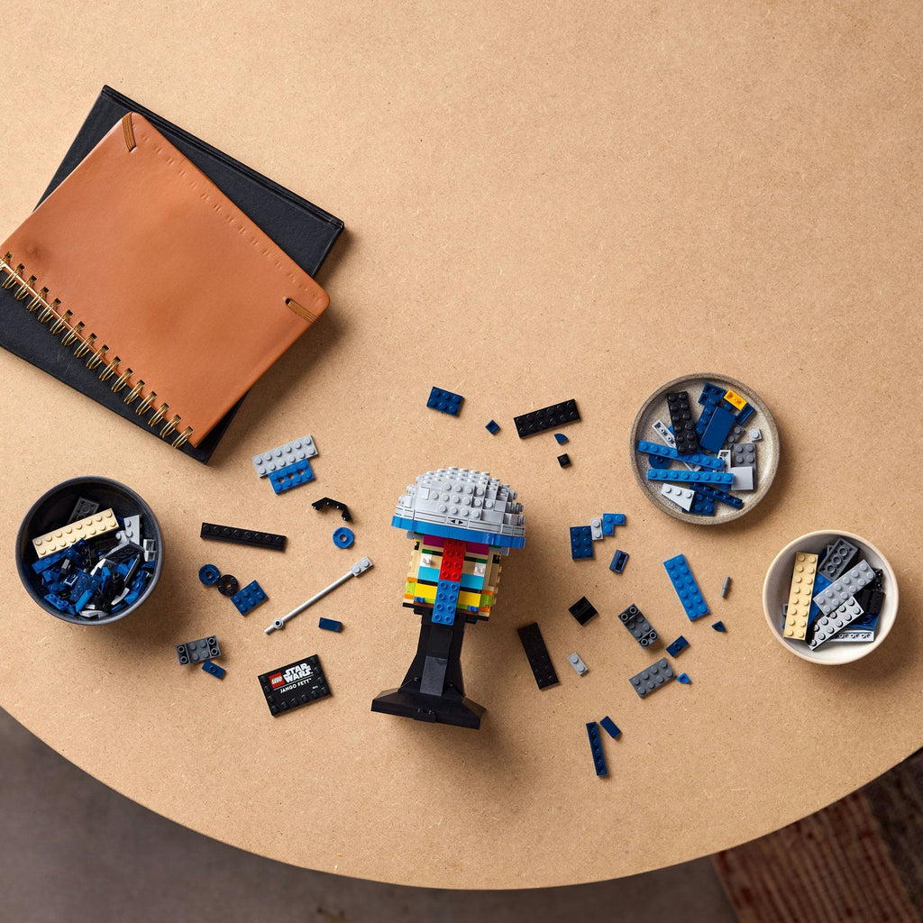 LEGO? Star Wars? Jango Fett? Helmet