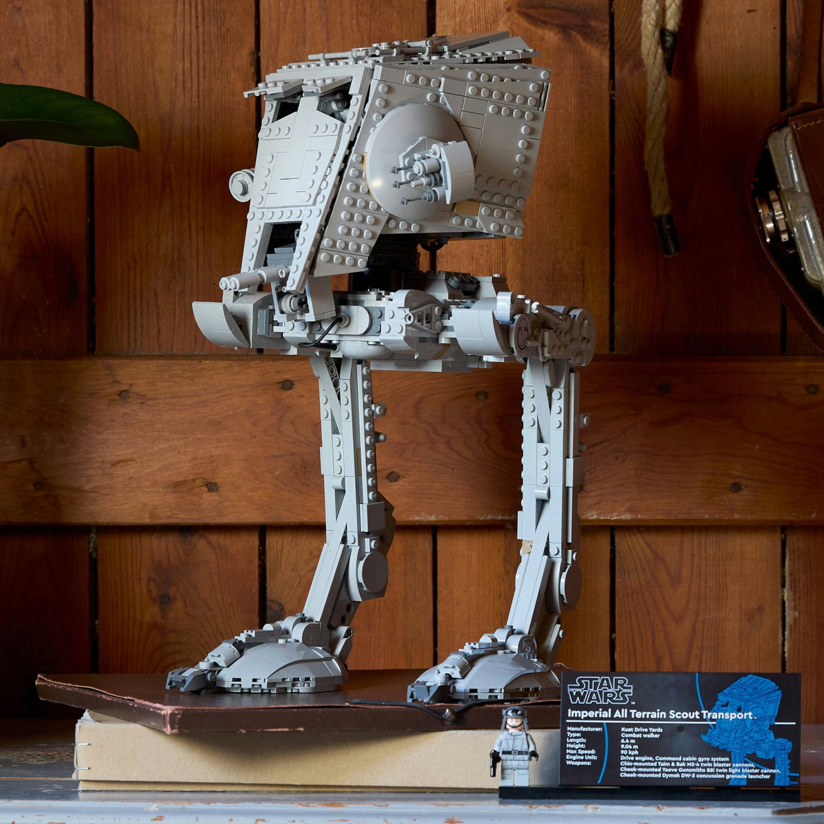 LEGO? Star Wars? AT-ST? Walker