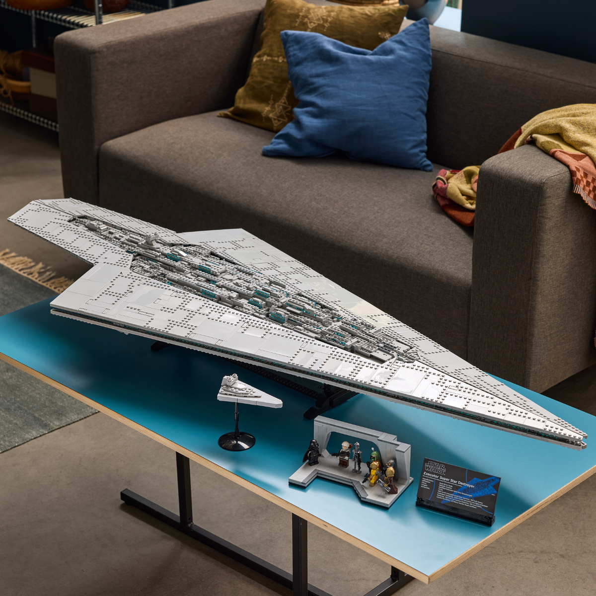LEGO? Star Wars? Executor Super Star Destroyer?