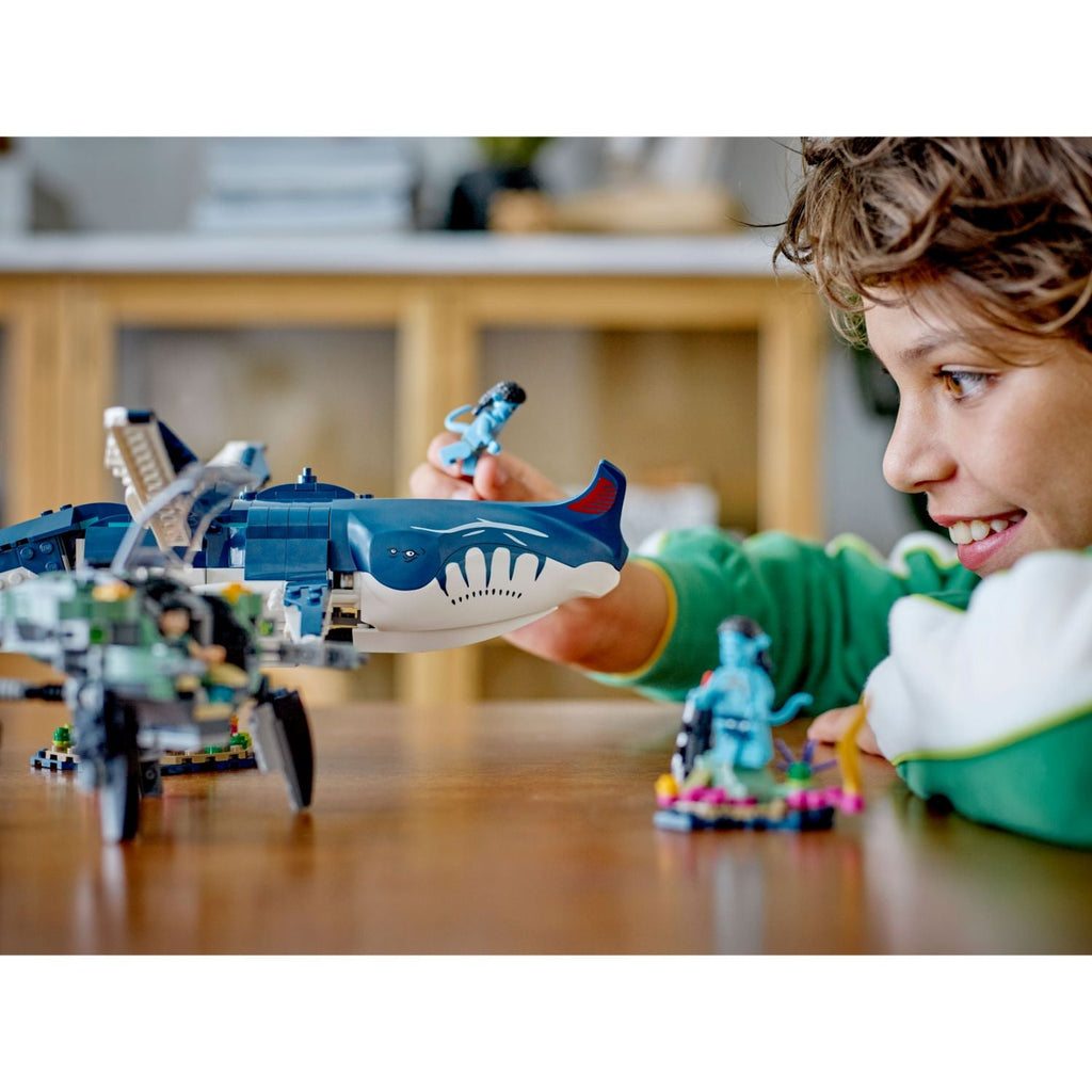 LEGO? Avatar? Payakan the Tulkun & Crabsuit