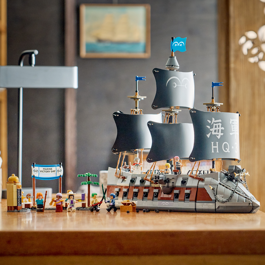 LEGO? ONE PIECE Garp's Marine Battleship