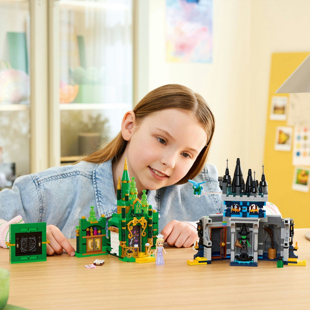 LEGO? Wicked Emerald City & Kiamo Ko Castle