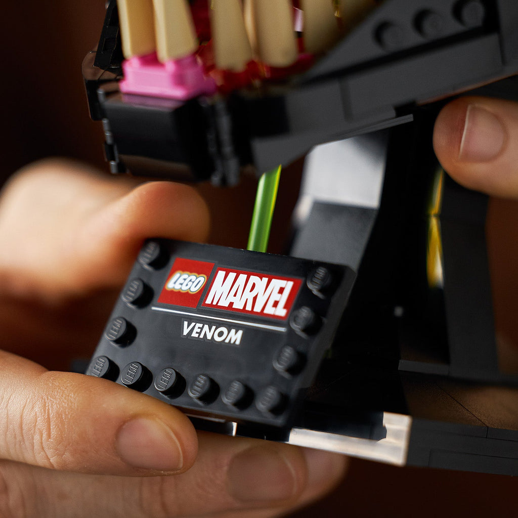 LEGO? Marvel Venom