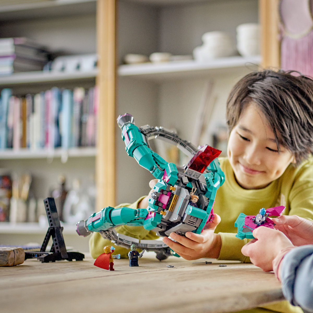 LEGO? Marvel The New Guardians' Ship