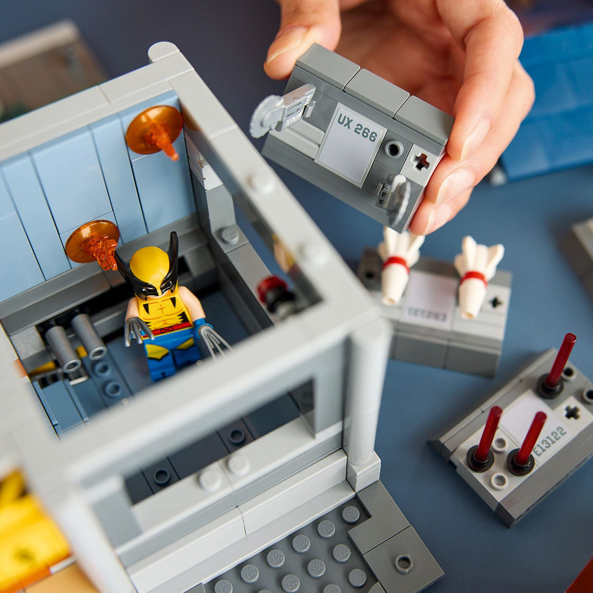 LEGO? Marvel X-Men: The X-Mansion