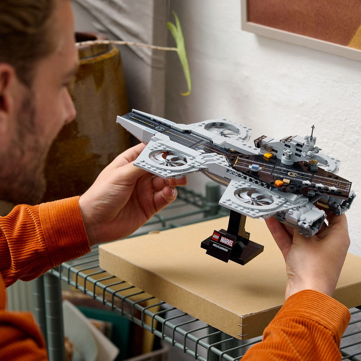 LEGO? Marvel The Avengers Helicarrier