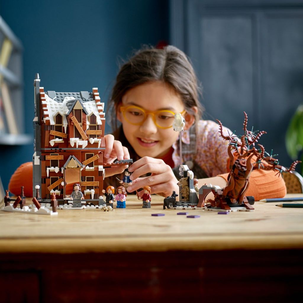 LEGO? Harry Potter? The Shrieking Shack & Whomping Willow?