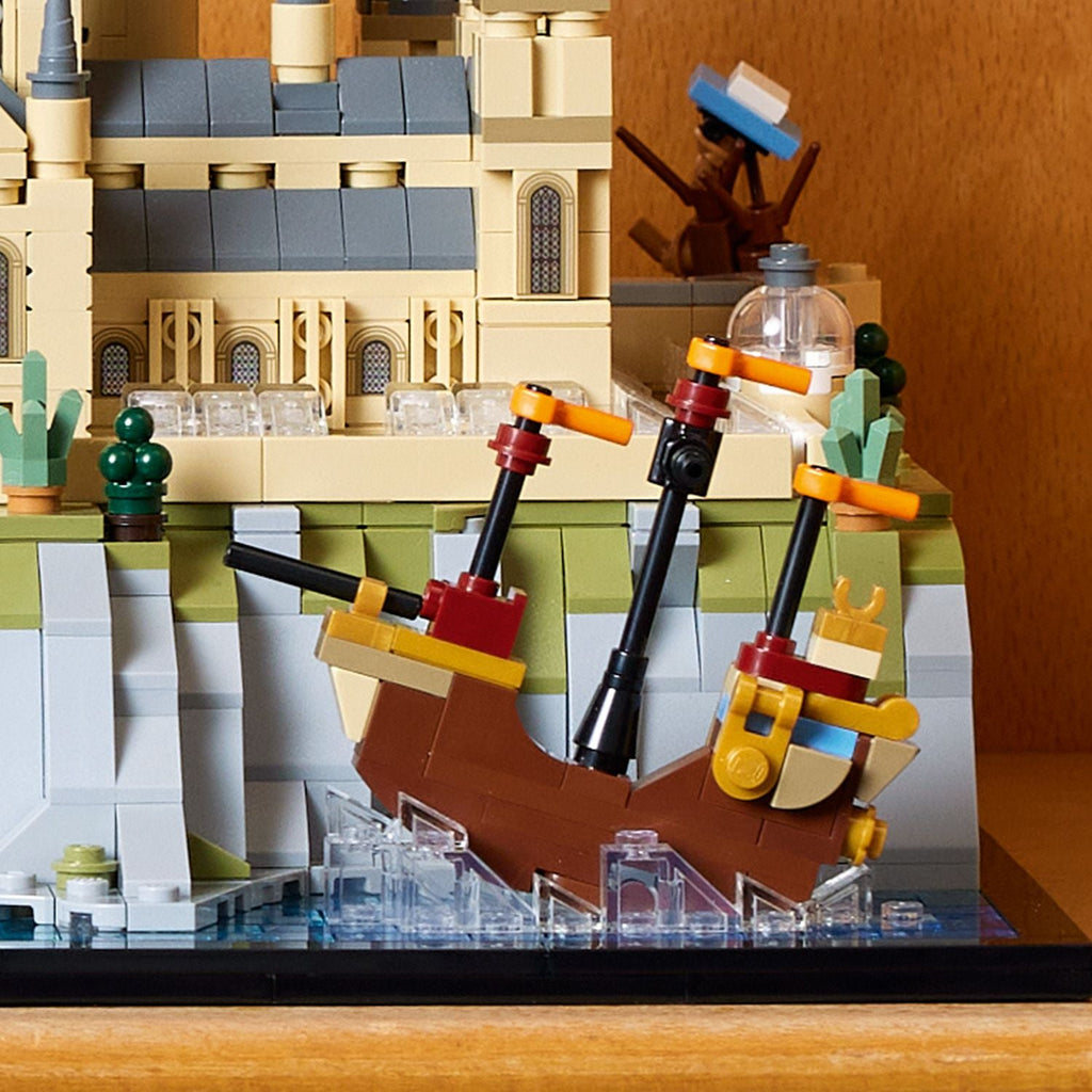 LEGO? Harry Potter? Hogwarts? Castle & Grounds