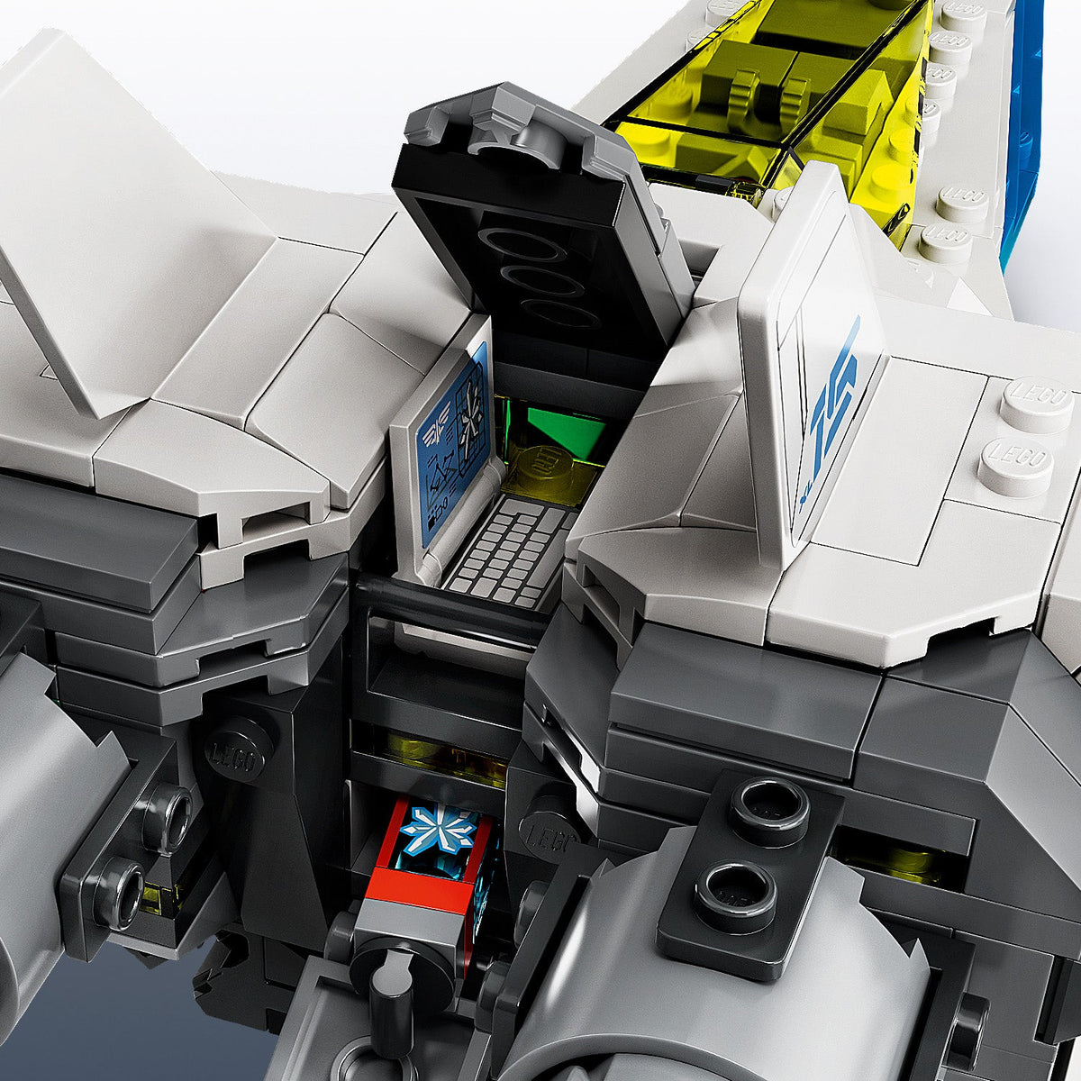 LEGO? á¶ Disney and Pixar's Lightyear XL-15 Spaceship