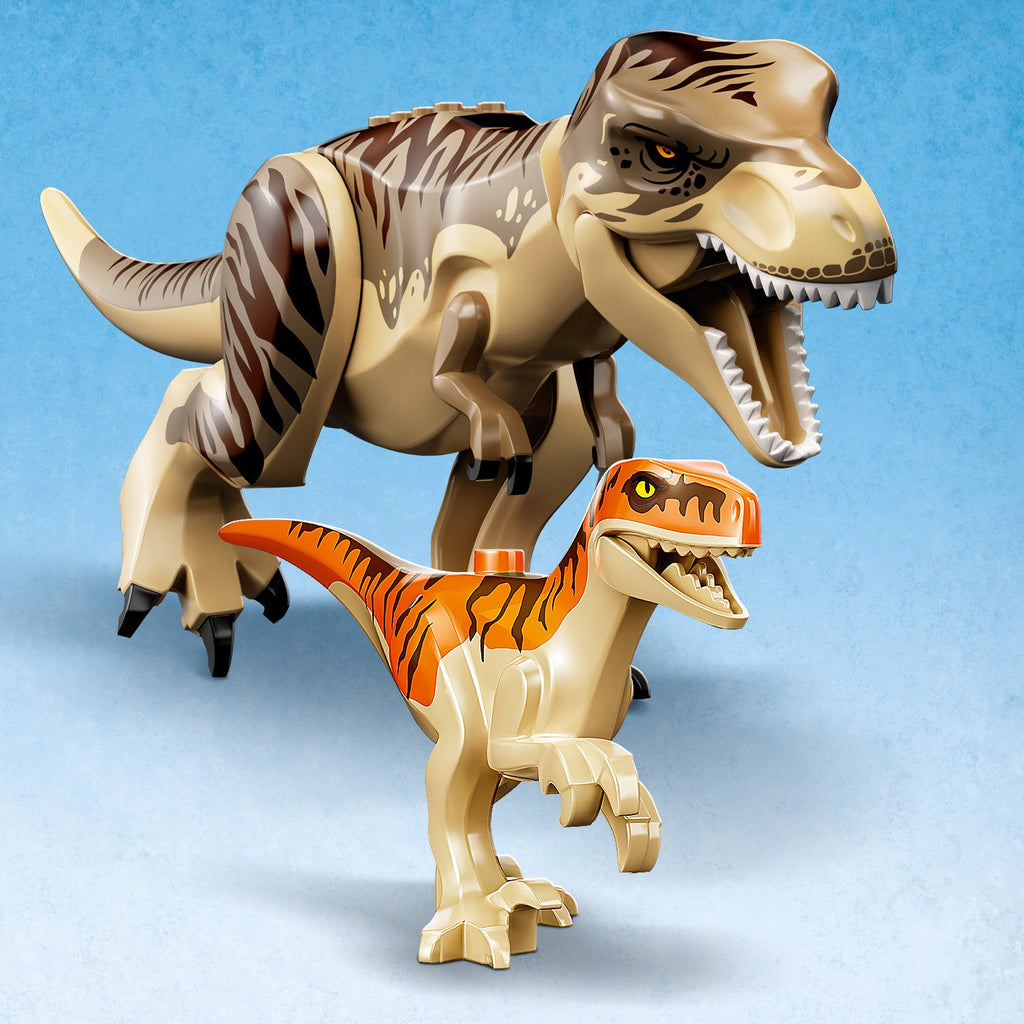 LEGO? Jurassic World T. rex & Atrociraptor Dinosaur Breakout
