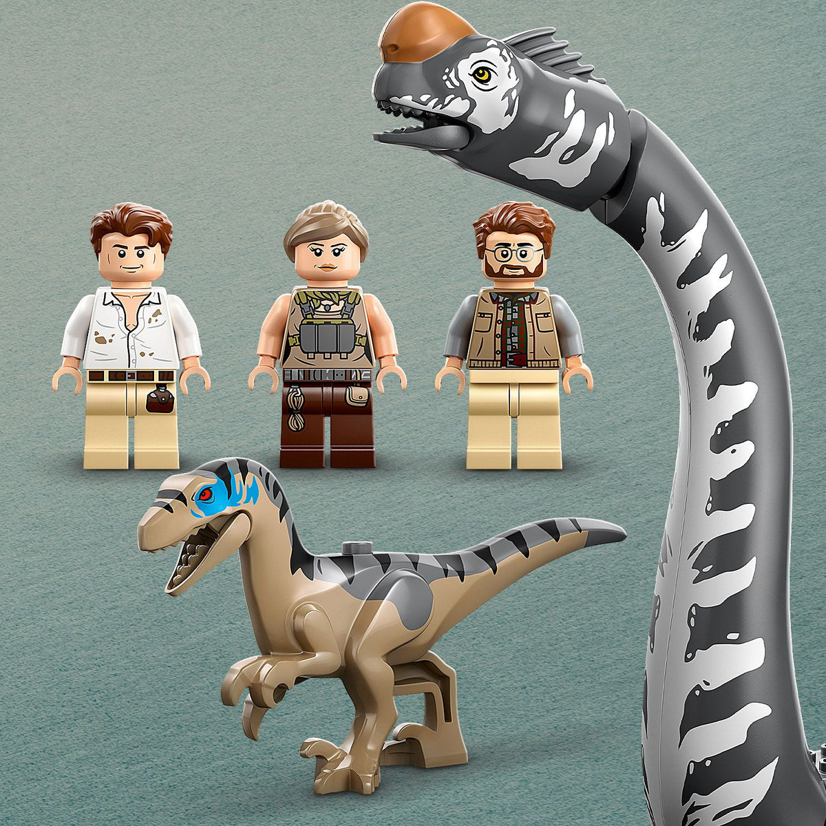 LEGO? Jurassic World Raptor & Titanosaurus Tracking Mission