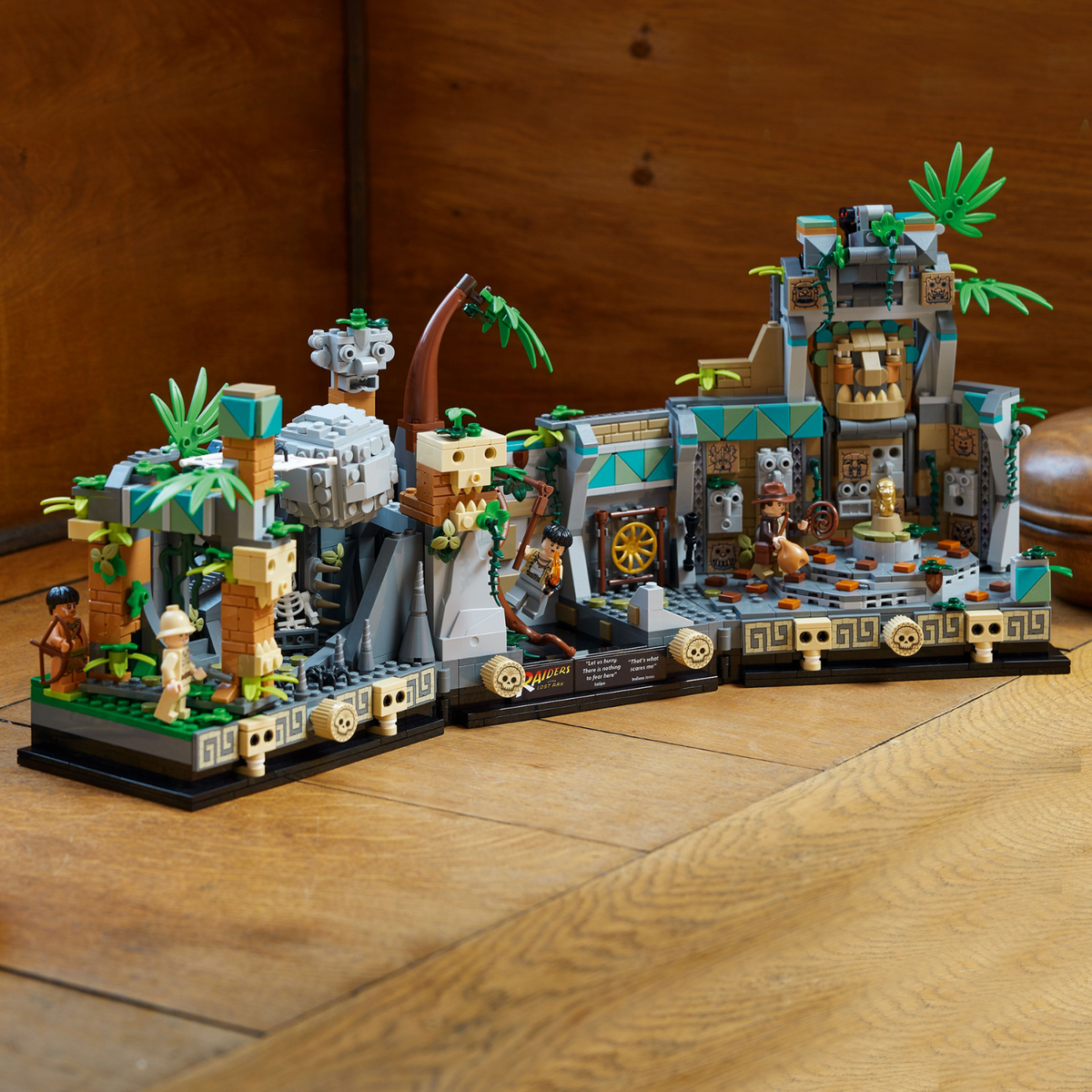 LEGO? Indiana Jones? Temple of the Golden Idol