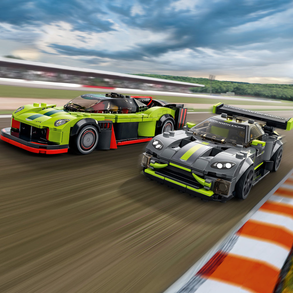 LEGO? Speed Champions Aston Martin Valkyrie AMR Pro and Aston Martin Vantage GT3