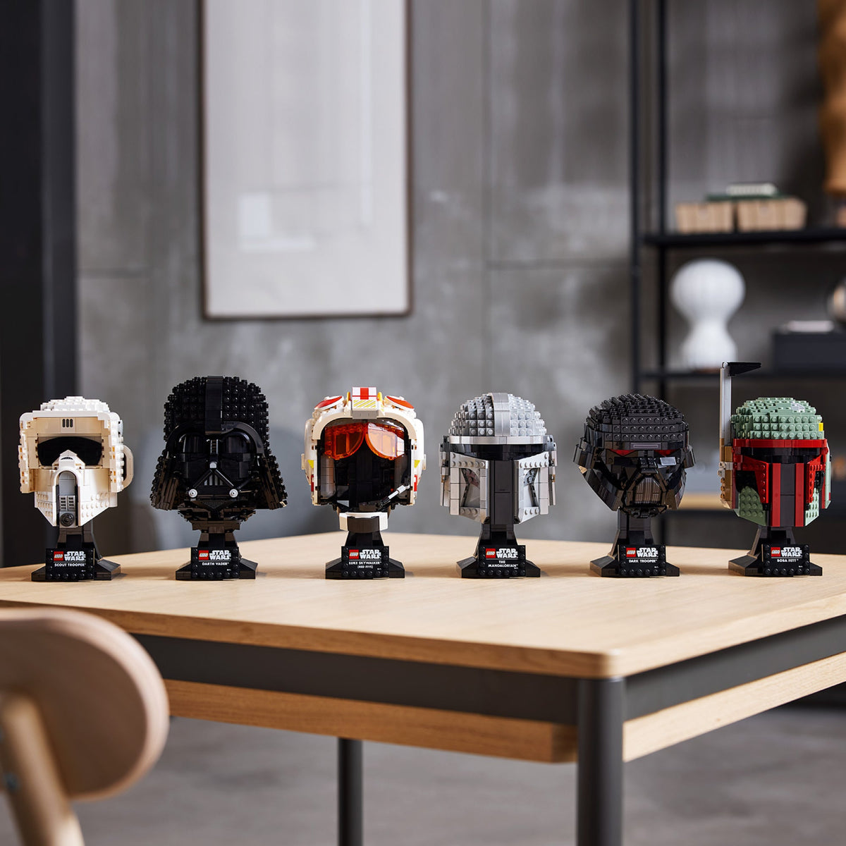 LEGO? Star Wars? The Mandalorian? Helmet