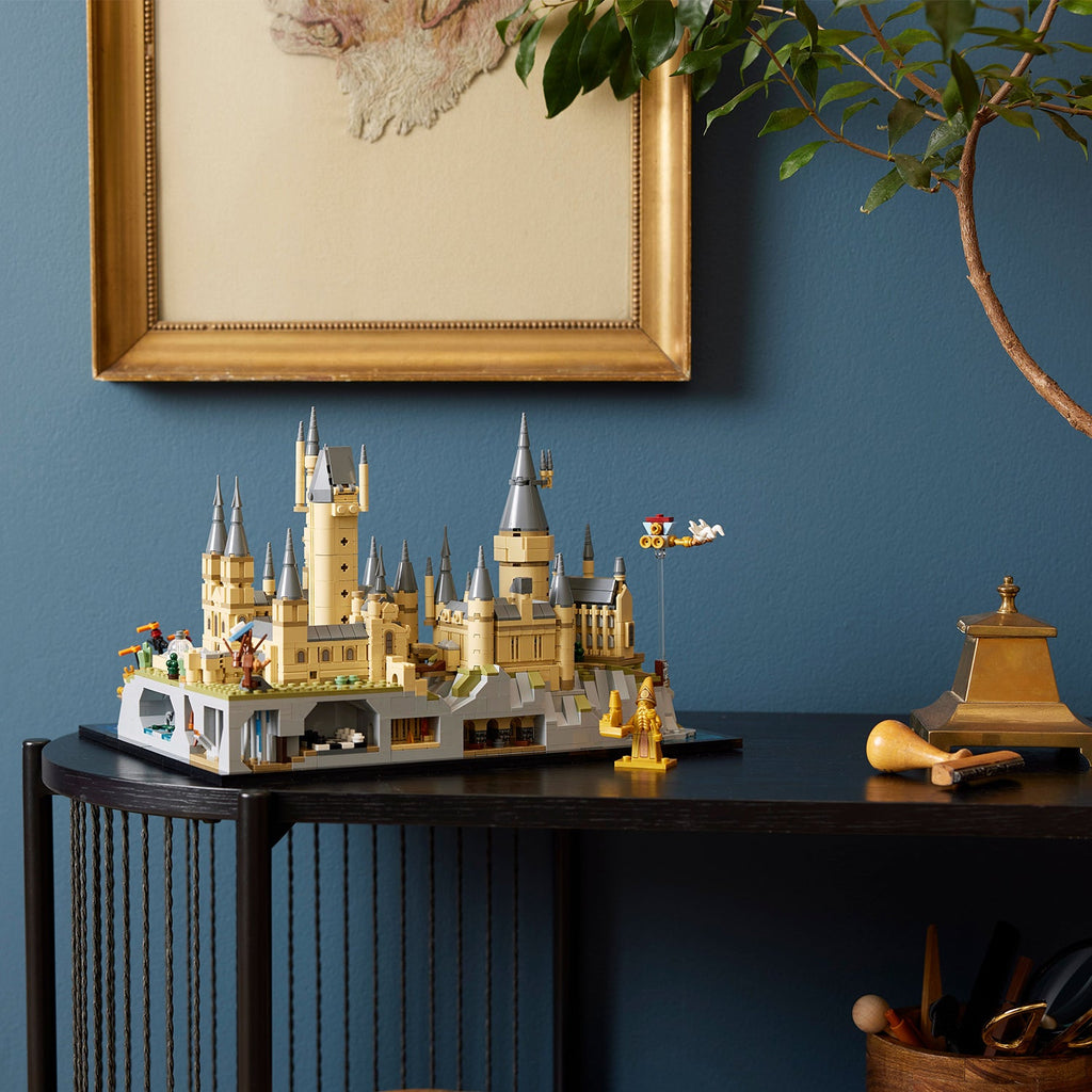 LEGO? Harry Potter? Hogwarts? Castle & Grounds